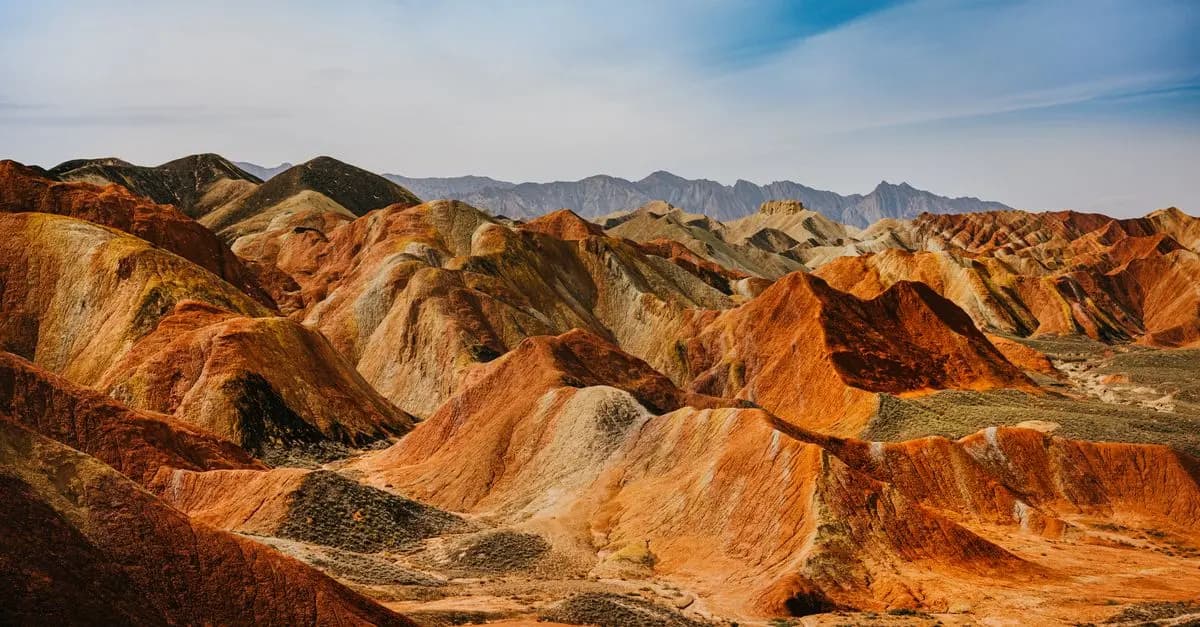Les paysages à couper le souffle des beaux pays à explorer